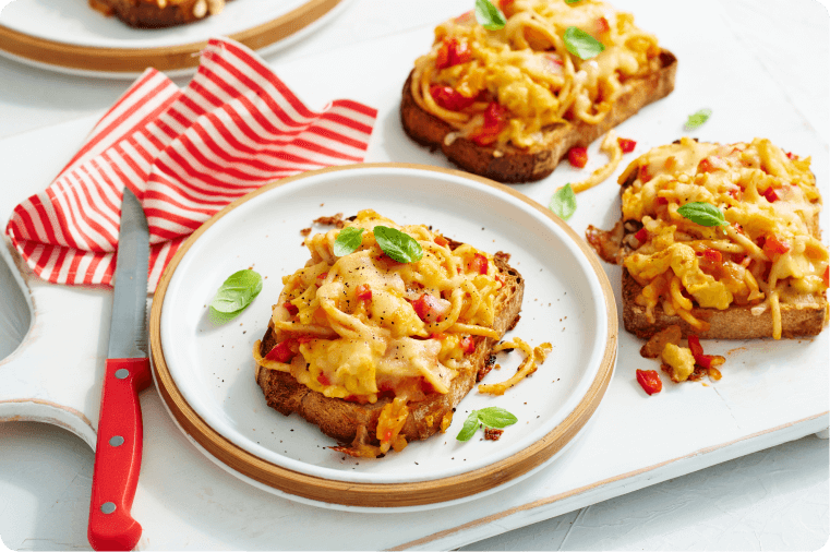 Spaghetti Scrambled Eggs with Toast